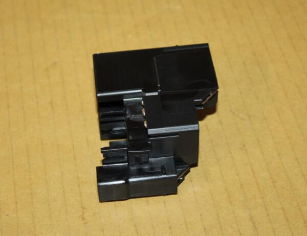 VW POLO AW MK6 Relay Plate 2Q0937507G ORIGINAL - Image 4