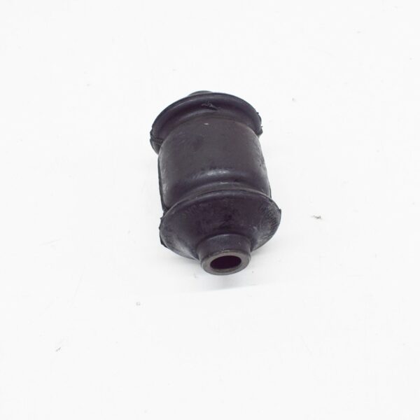 VW CADDY MK2 Rear Leaf Spring Bushing Set 6K9501541 ORIGINAL - Image 2