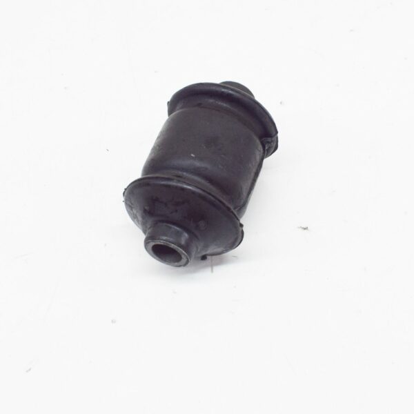 VW CADDY MK2 Rear Leaf Spring Bushing Set 6K9501541 ORIGINAL - Image 4