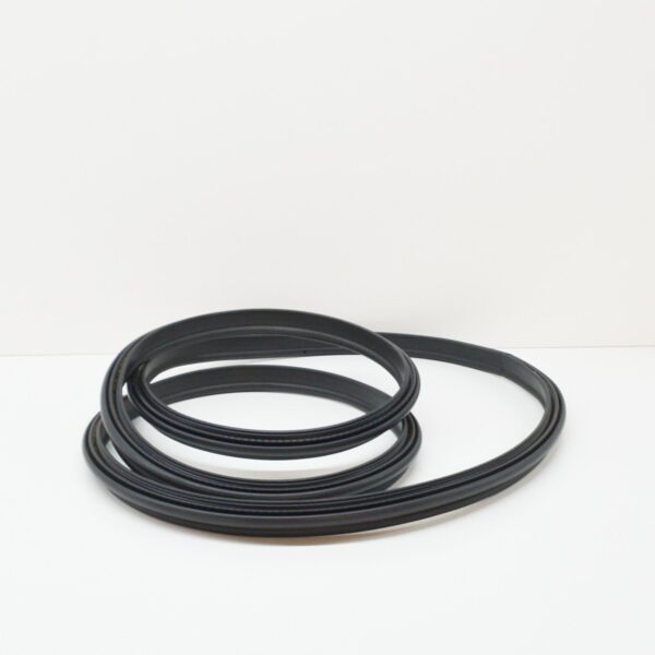 AUDI A4 B8 Rear Lid Gasket Seal 8K5827705C ORIGINAL - Image 3
