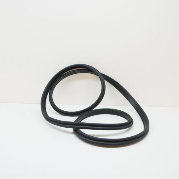 AUDI A4 B8 Rear Lid Gasket Seal 8K5827705C ORIGINAL - Image 5