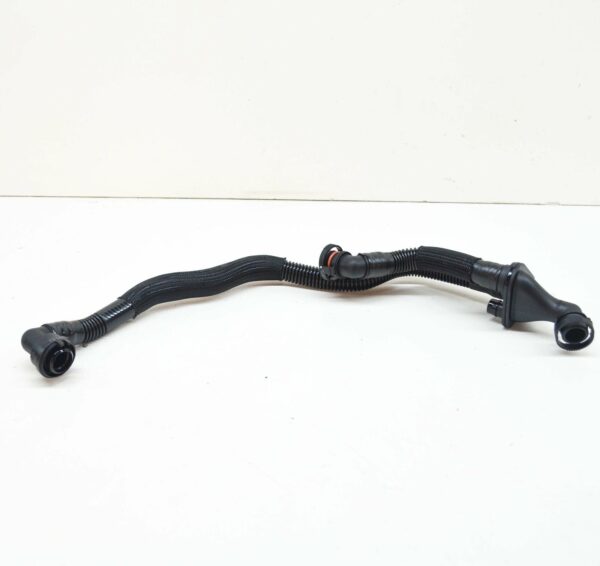 AUDI A4 B9 Engine Vent Pipe Hose 06M103210EB ORIGINAL - Image 4