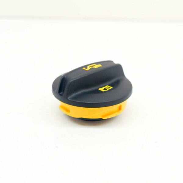 AUDI A3 8V Engine Oil Filler Cap 06K103485D ORIGINAL