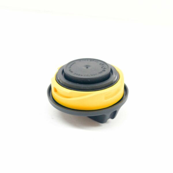 AUDI A3 8V Engine Oil Filler Cap 06K103485D ORIGINAL - Image 5
