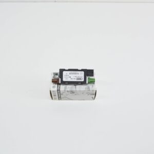 AUDI TT 8J Antenna Amplifier 8J8035225J ORIGINAL