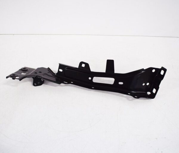 AUDI A5 8T Front Right Fender Bracket Holder 8W6821132B ORIGINAL