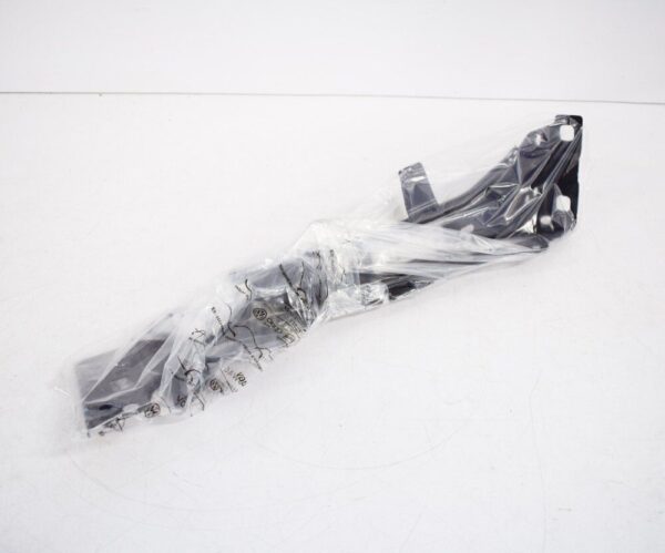 AUDI A5 8T Front Right Fender Bracket Holder 8W6821132B ORIGINAL - Image 5
