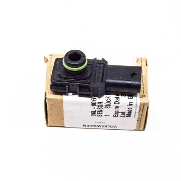 Audi A3 8V MAP Pressure Sensor 06L906052 GENUINE NEW - Image 2