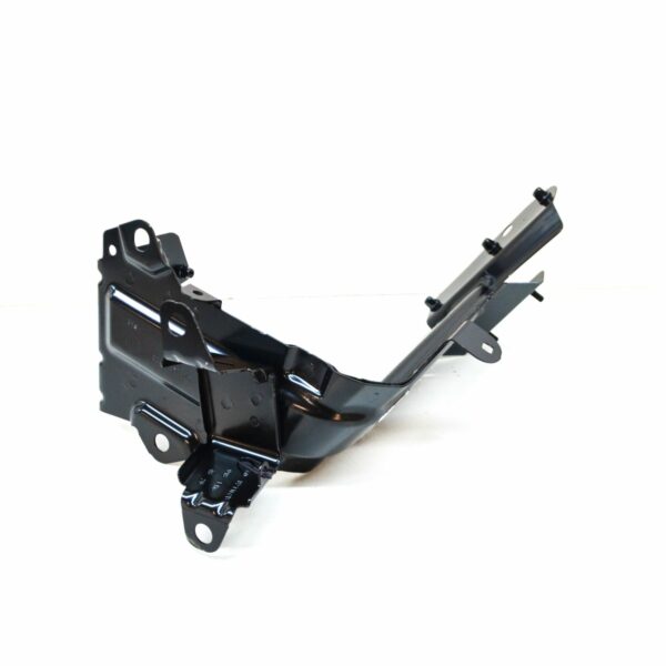 AUDI Q7 4M Front Right Fender Holder 4M0821132E ORIGINAL - Image 4