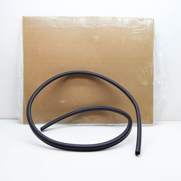 AUDI A6 C6 Engine Hood Front Seal 4F0823731A ORIGINAL