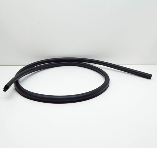 AUDI A6 C6 Engine Hood Front Seal 4F0823731A ORIGINAL - Image 2