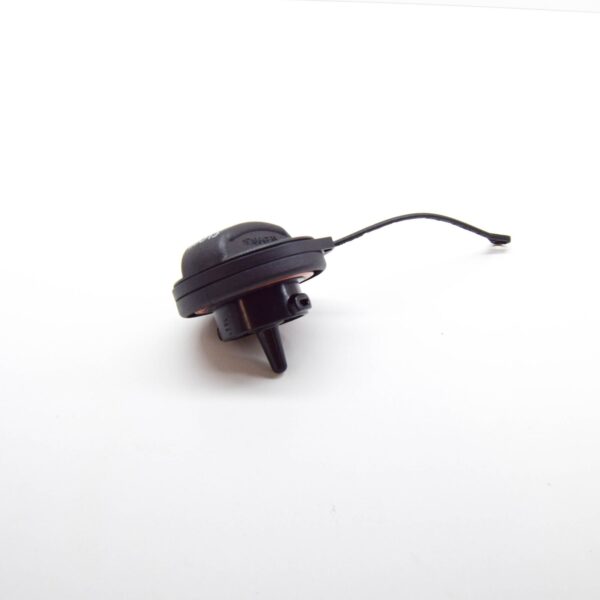 AUDI Q5 FY Fuel Tank Cap With Retaining Strap 4G0201550R ORIGINAL - Image 2