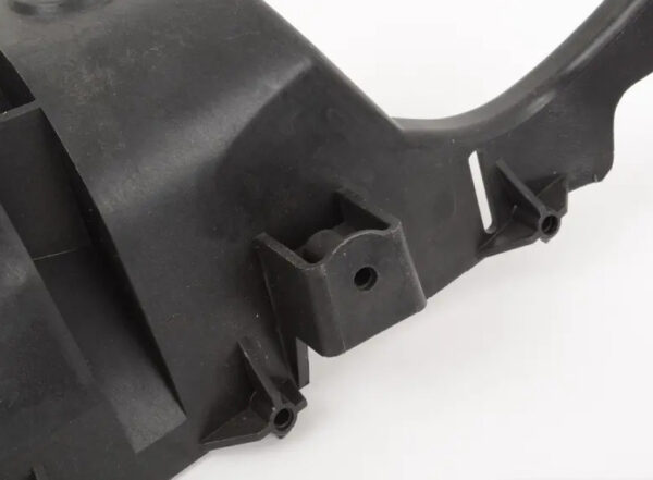 AUDI A4 B7 Rear Right Bumper Guide 8E5807454B ORIGINAL - Image 3