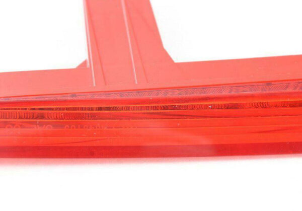 AUDI Q7 4M Rear Center High Mount Stop Light 4M0945097 ORIGINAL - Image 3