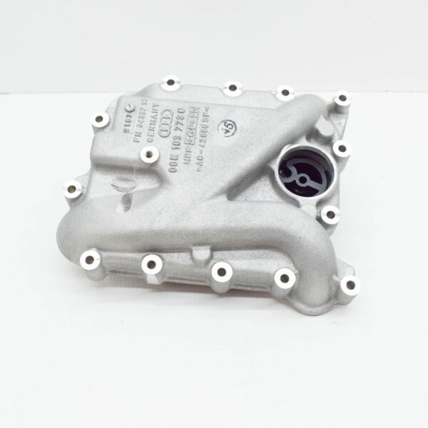 AUDI A4 B7 Cylinder Block Ventilation 06E103772C ORIGINAL - Image 4