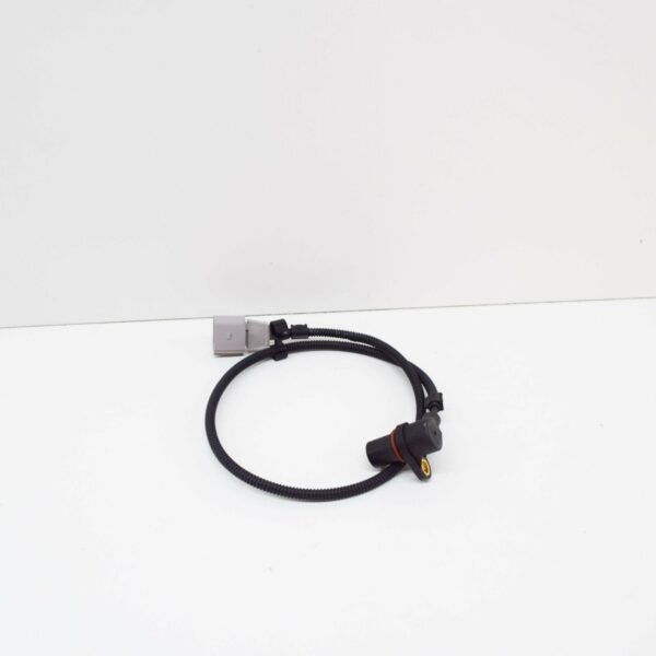 AUDI A4 B7 Crankshaft Impulse Sender 071957147 ORIGINAL - Image 3