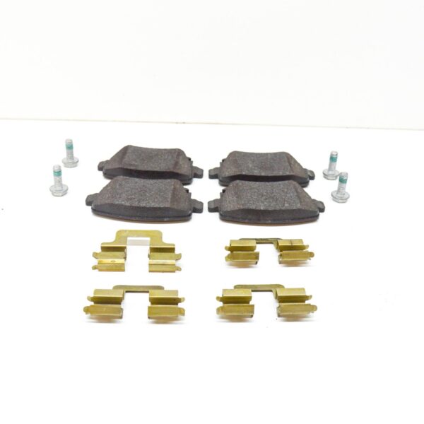 Audi A3 8P Rear Brake Pad Set 1K0698451P ORIGINAL - Image 3
