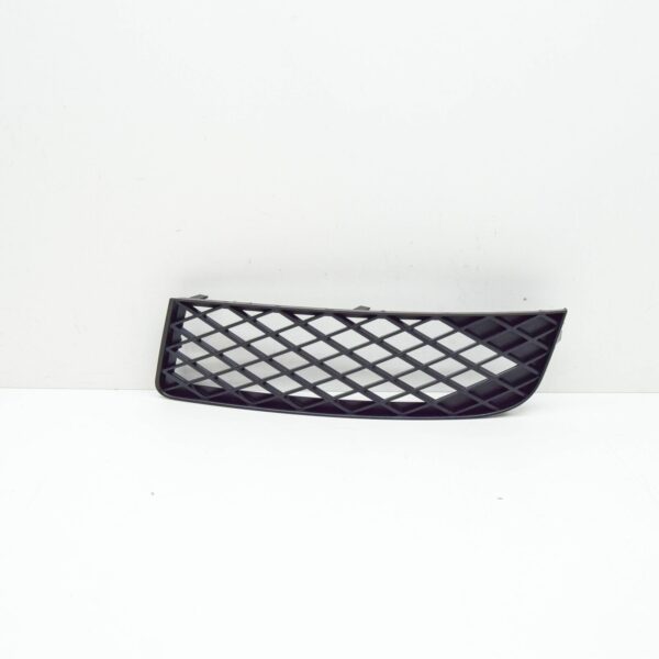 AUDI A4 B7 Front Bumper Left Air Guide Grille 8E0807681J01C ORIGINAL - Image 3