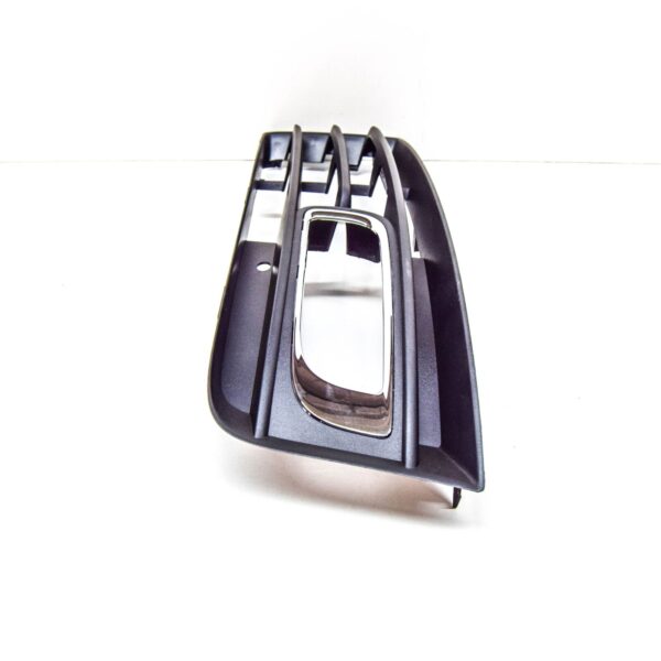 Audi A8 4E Front Bumper Left Gog Light Grill 4E0807679K ORIGINAL - Image 2