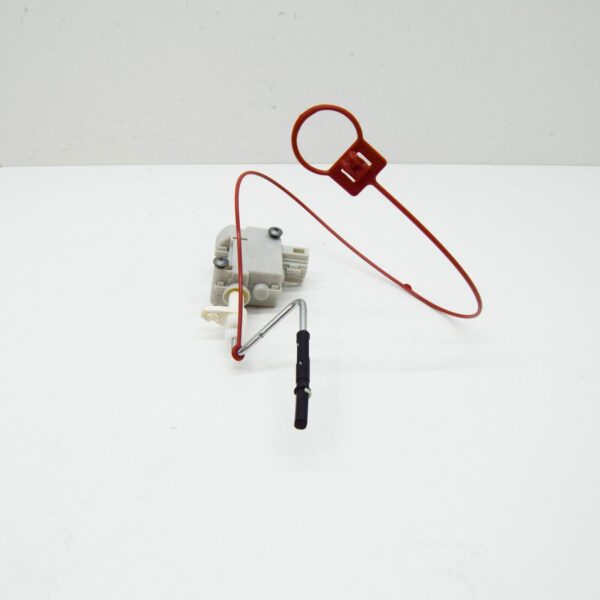 AUDI A4 B7 Fuel Filled Flap Throttle Control Element 8E0810773C ORIGINAL - Image 4