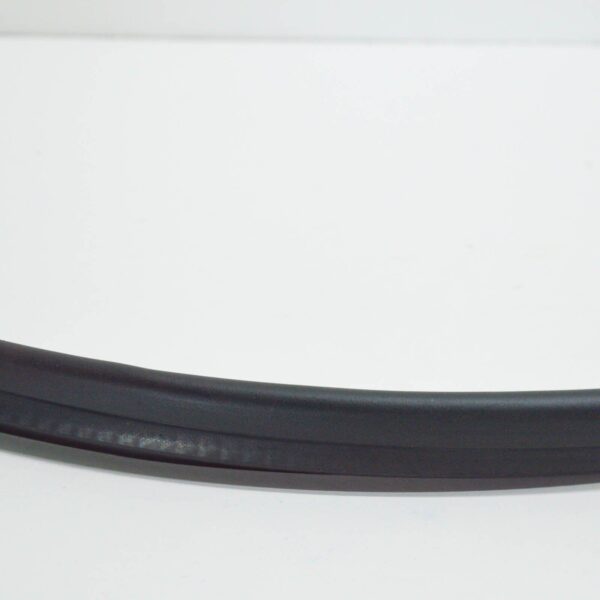 AUDI A3 8P Bonnet Water Box Rubber Seal 8P0823723B ORIGINAL - Image 5