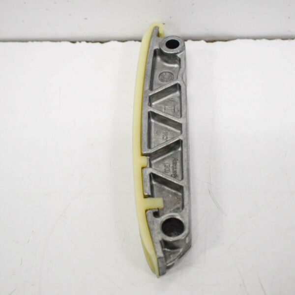 AUDI A4 Timing Chain Guide B8 057109469G 2011 ORIGINAL - Image 4