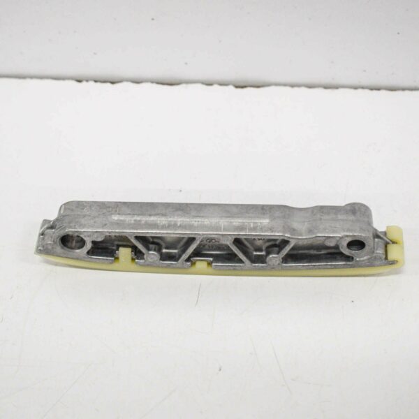 AUDI A4 Timing Chain Guide B8 057109469G 2011 ORIGINAL - Image 5