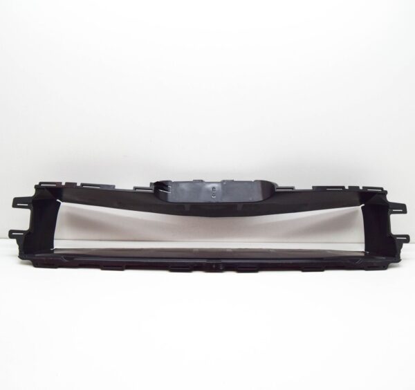AUDI E-TRON Sportback GEA Radiator Air Guide Duct 4KE121285J ORIGINAL