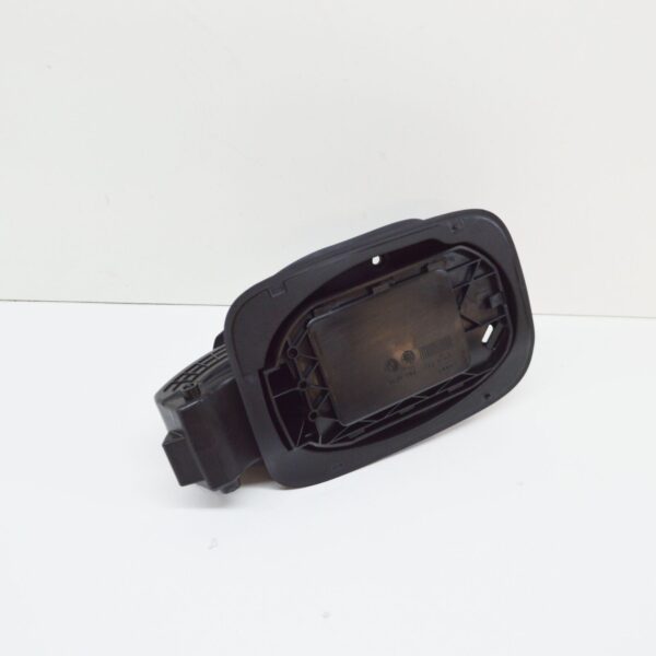 AUDI Q3 8U Rear Fuel Filler Housing 8U0809906C ORIGINAL - Image 2