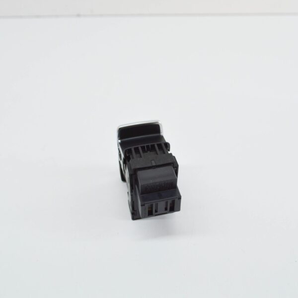 AUDI Q3 8U Electromechanical Parking Brake Switch 8U0927225F6PS ORIGINAL - Image 4