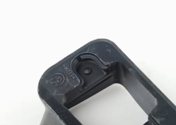 BMW X5 E53 Front Door Sealing 8402533 51218402533 ORIGINAL - Image 3
