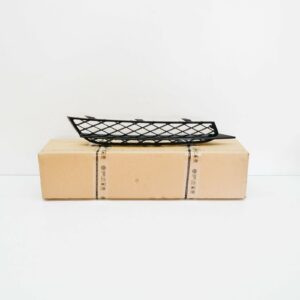 NEW AUDI R8 4S FRONT BUMPER RIGHT COVER FOR TOWING EYE 420807205T94 OEM