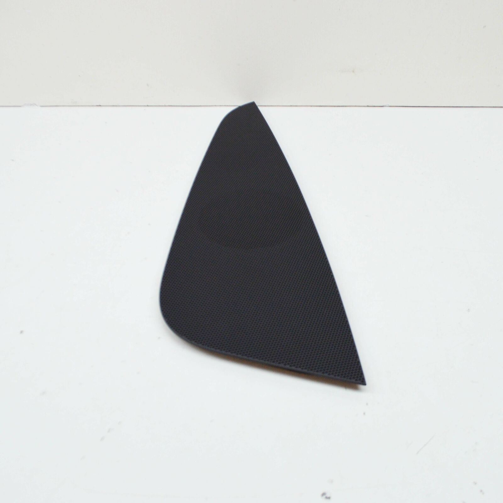 NEW AUDI A5 8W6 FRONT LEFT DASH AIR VENT TRIM GRILLE LHD 8W1819636C6PS 1 NEW AUDI A5 8W6 FRONT LEFT DASH AIR VENT TRIM GRILLE LHD 8W1819636C6PS