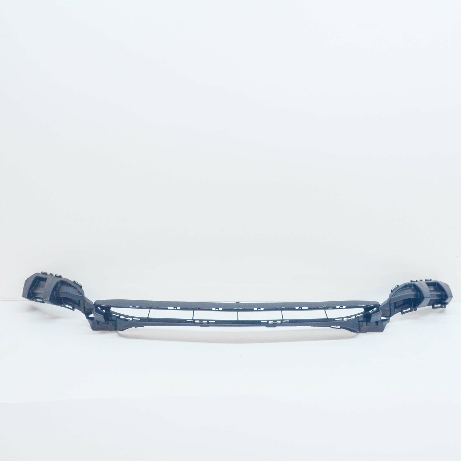 NEW MERCEDES-BENZ C-CLASS W205 FRONT BUMPER LOWER BRACKET A2058851365 ORIGINAL 1 NEW MERCEDES-BENZ C-CLASS W205 FRONT BUMPER LOWER BRACKET A2058851365 ORIGINAL