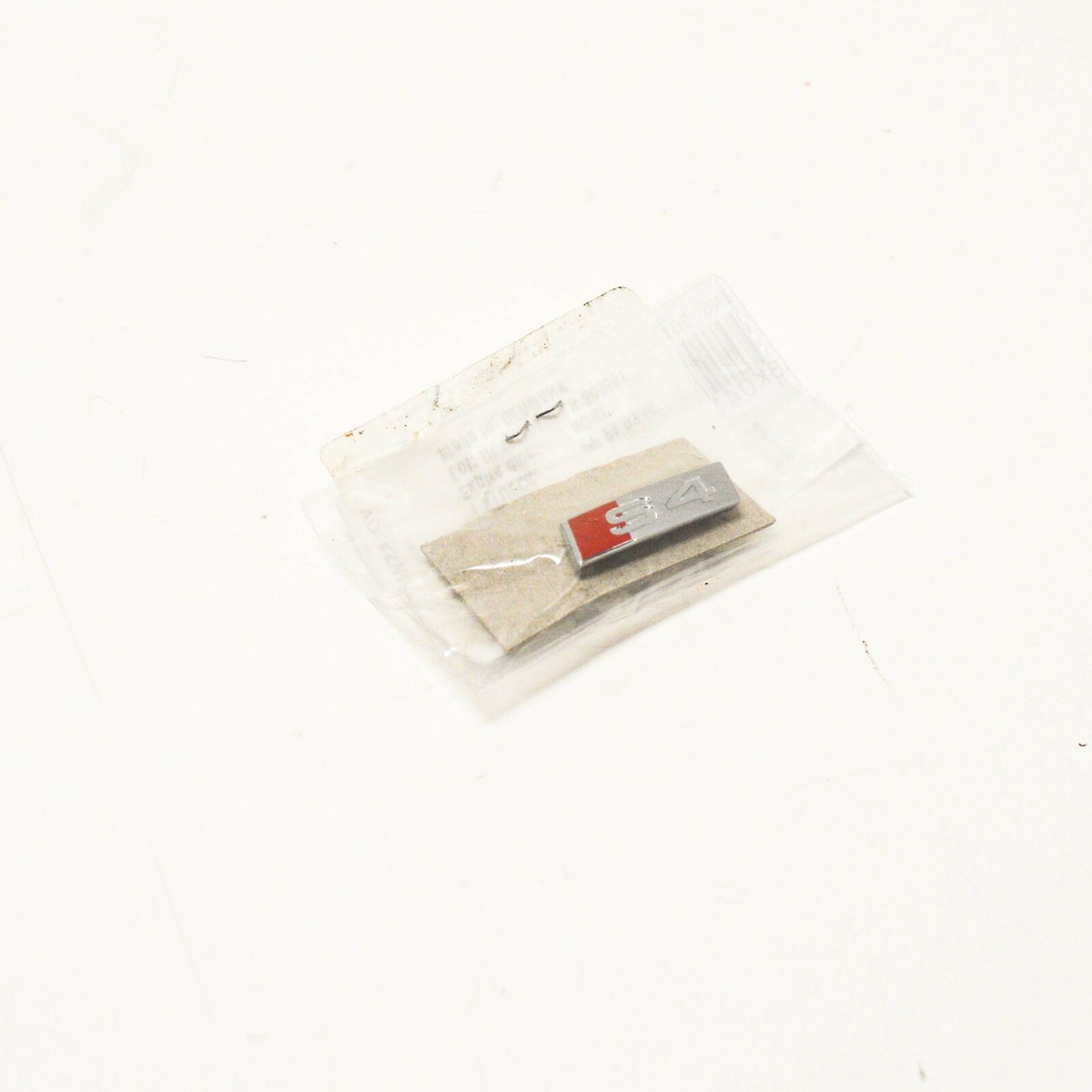 NEW AUDI A4 B8 STEERING WHEEL S4 BADGE 8K0419685 1 NEW AUDI A4 B8 STEERING WHEEL S4 BADGE 8K0419685