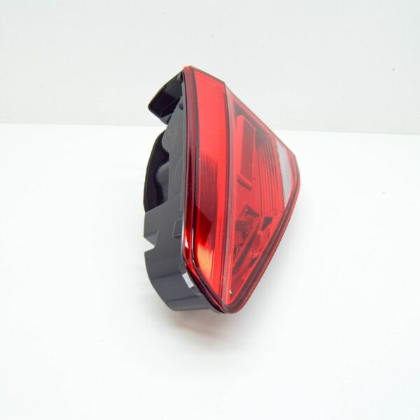 NEW VW TOURAN 5T1 REAR RIGHT TAILLIGHT 5TA945094E ORIGINAL
