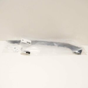 NEW MB CLS C218 FRONT AMG BUMPER RIGHT CHROME MOLDING LIP A2188851674