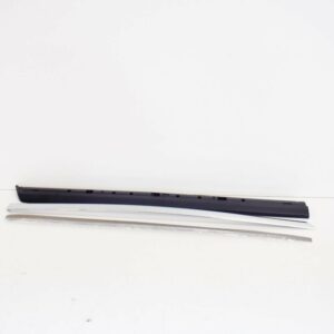 NEW VW PASSAT B7 REAR RIGHT DOOR LOWER MOLDING 3AA854950AGRU