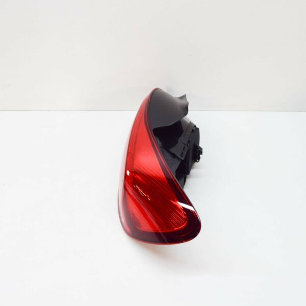NEW VOLKSWAGEN SCIROCCO MK3 REAR RIGHT TAILLIGHT 1K8945096R