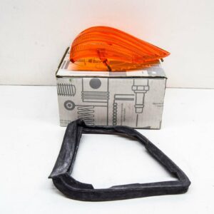 NEW MB SL R107 FRONT LEFT ORANGE BLINKER LAMP LENS A0008200066
