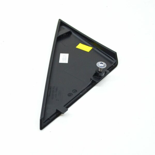 NEW AUDI R8 SPYDER 4S FRONT RIGHT DOOR CORNER TRIM 4S0837638