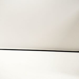 NEW BMW X5 E53 FRONT UPPER WINDSHIELD MOULDING TRIM SEAL 51317182004