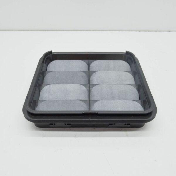 NEW AUDI Q7 4M REAR QUARTER PANEL VENT GRILLE 4M0819181B ORIGINAL