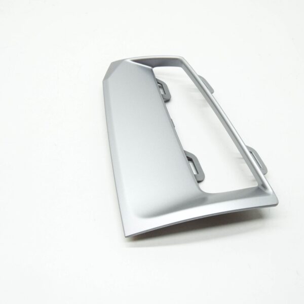 NEW AUDI Q7 4M FRONT BUMPER LEFT INSERT 4M0807697ATB2 ORIGINAL