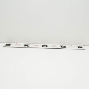NEW SKODA KAROQ NU REAR TAILGATE LETTERING 565853687G041 ORIGINAL