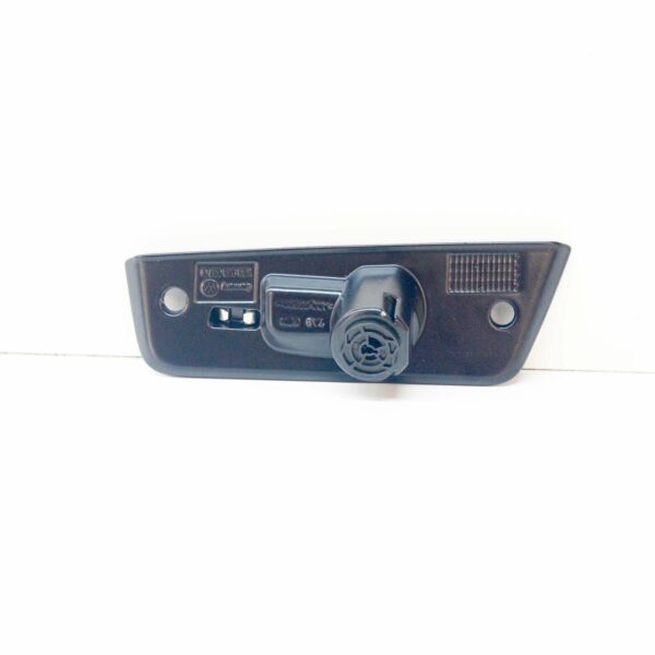 NEW VOLKSWAGEN TRANSPORTER T6 LEFT SLIDING DOOR UPPER CATCH PLATE 7E0843637B