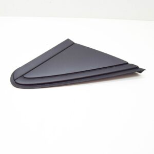 NEW MERCEDES-BENZ B W246 RIGHT WINDOW TRIANGLE TRIM A2466901687 ORIGINAL