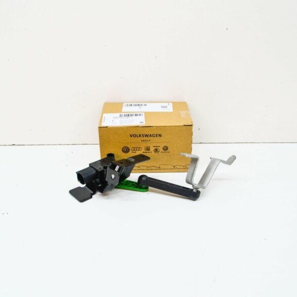 NEW AUDI A3 8V REAR LEFT LEVEL SENSOR WITH POLES 5Q0512521J ORIGINAL