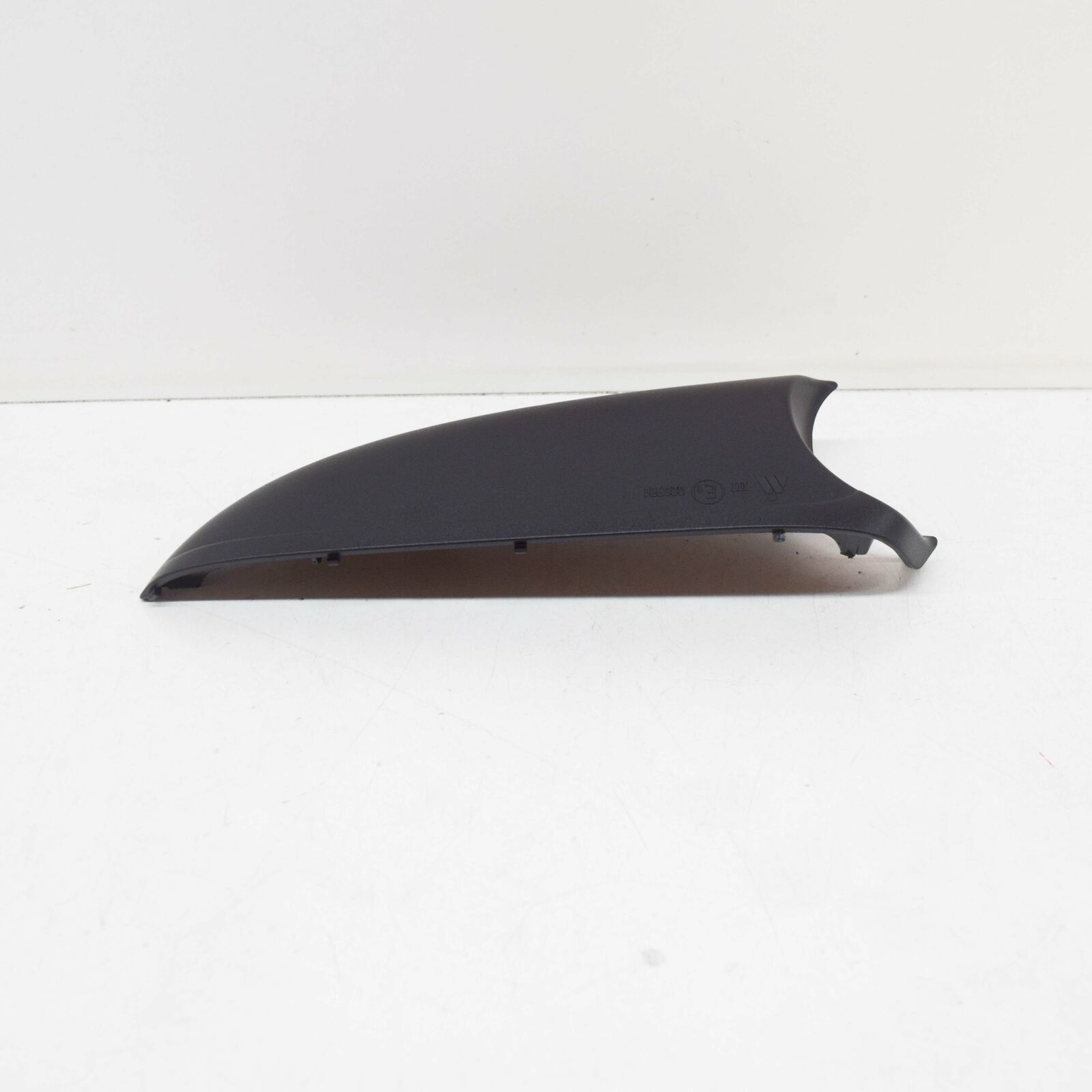 NEW AUDI A4 B8 FRONT RIGHT DOOR MIRROR LOWER TRIM COVER 8T085852401C ORIGINAL 1 NEW AUDI A4 B8 FRONT RIGHT DOOR MIRROR LOWER TRIM COVER 8T085852401C ORIGINAL