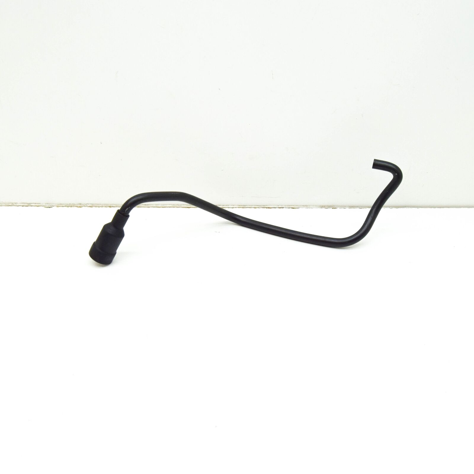 NEW AUDI A4 B8 RIGHT HEADLIGHT DRAIN TUBE 8T0941718D ORIGINAL 1 NEW AUDI A4 B8 RIGHT HEADLIGHT DRAIN TUBE 8T0941718D ORIGINAL